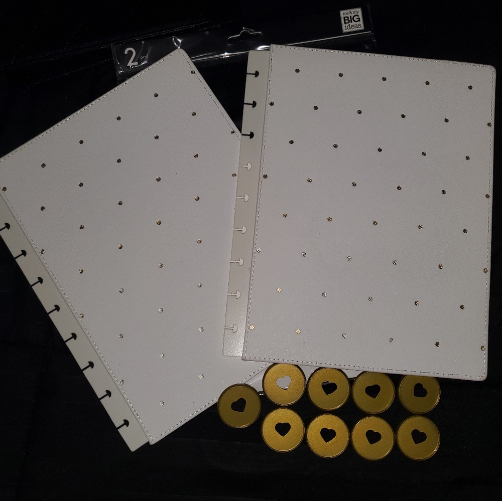White & Gold Happy Planner Soft Cover w/Gold discs